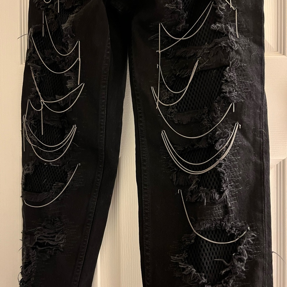 Rock girl’s jeans